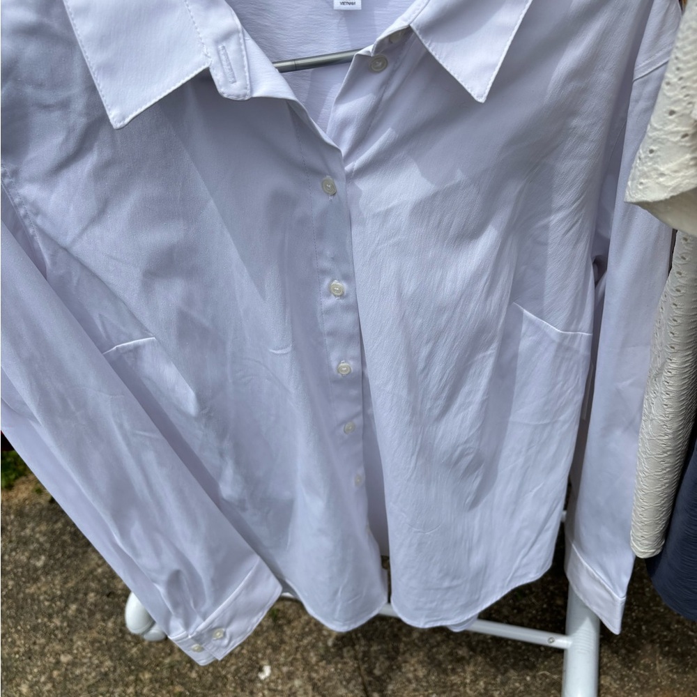 Time and Tru White Casual Button Down Shirt